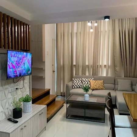 Club Ultima Residences Unit 1712